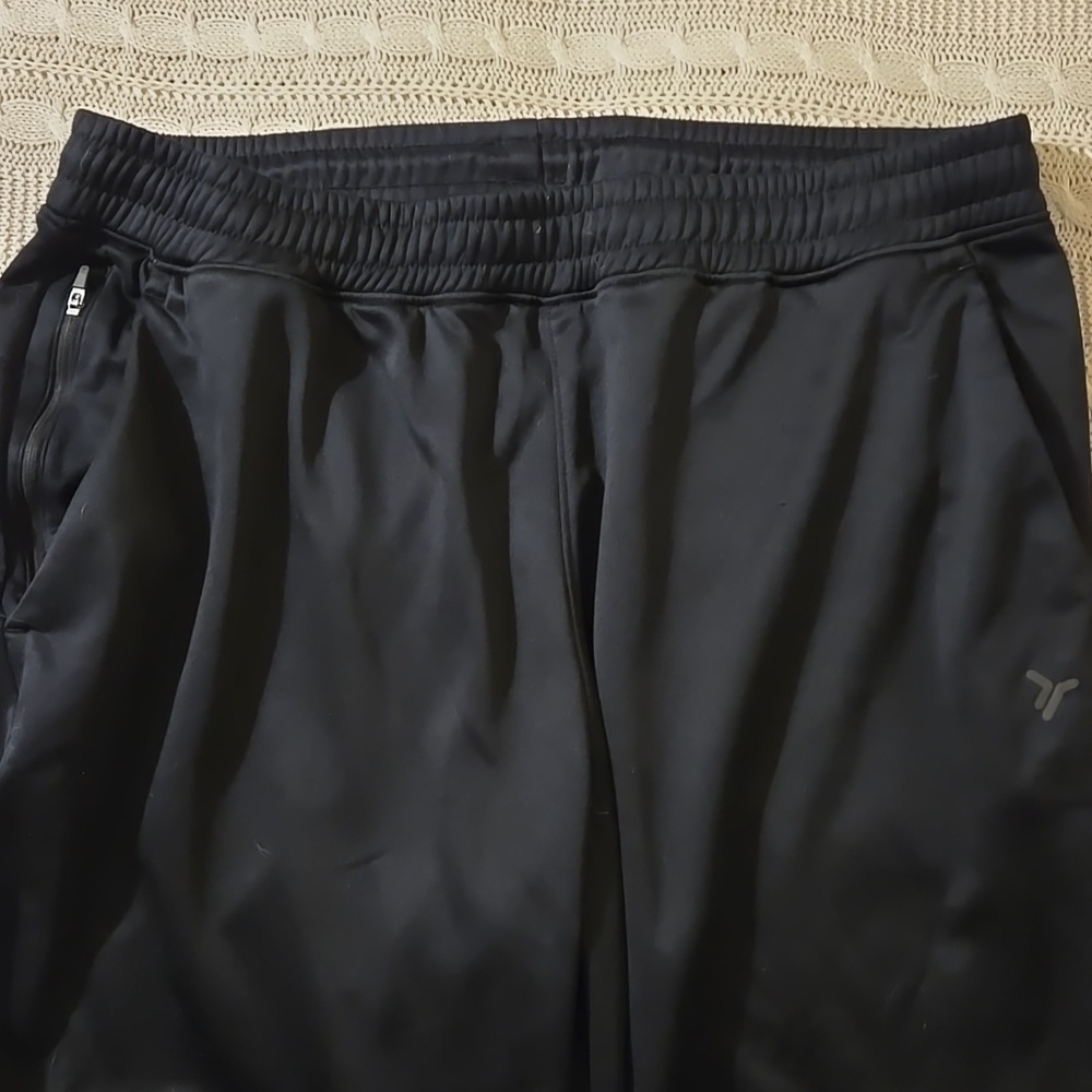 Old Navy Active Dynamic Fleece Men's Joggers - Lot of 3 - Picture 8 of 15